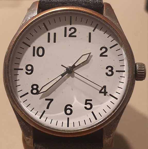 10/$20 FMDOGE025 Silver/White Leather Easy Reader Men's Watch - Picture 1 of 5